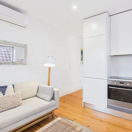 Bright 1br W/ Ac In Historic Alfama | By Airnest * Lisboa